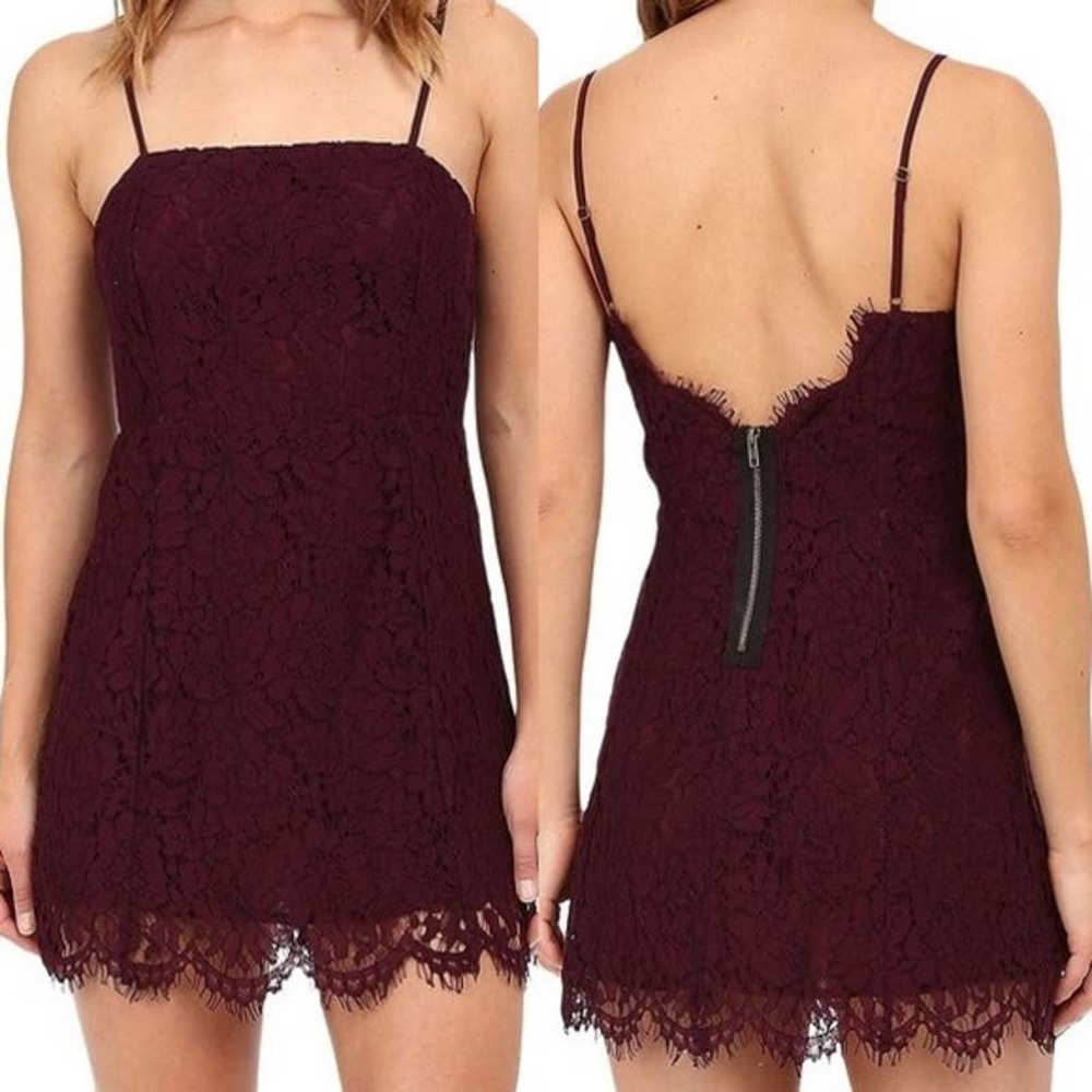 Chaser NWT Vintage Lace Scallop Cami Lined Party Mini Dress Maroon Size Medium